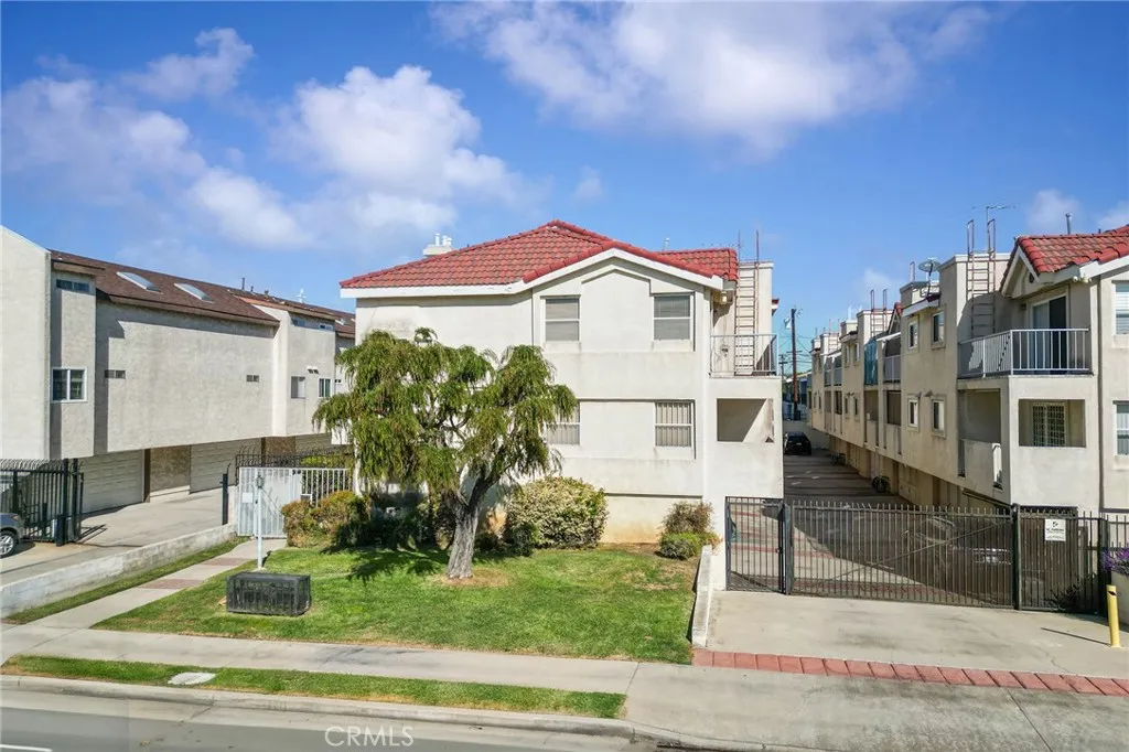 1213 W 168th Street C, Gardena, California 90247 home-pic-30