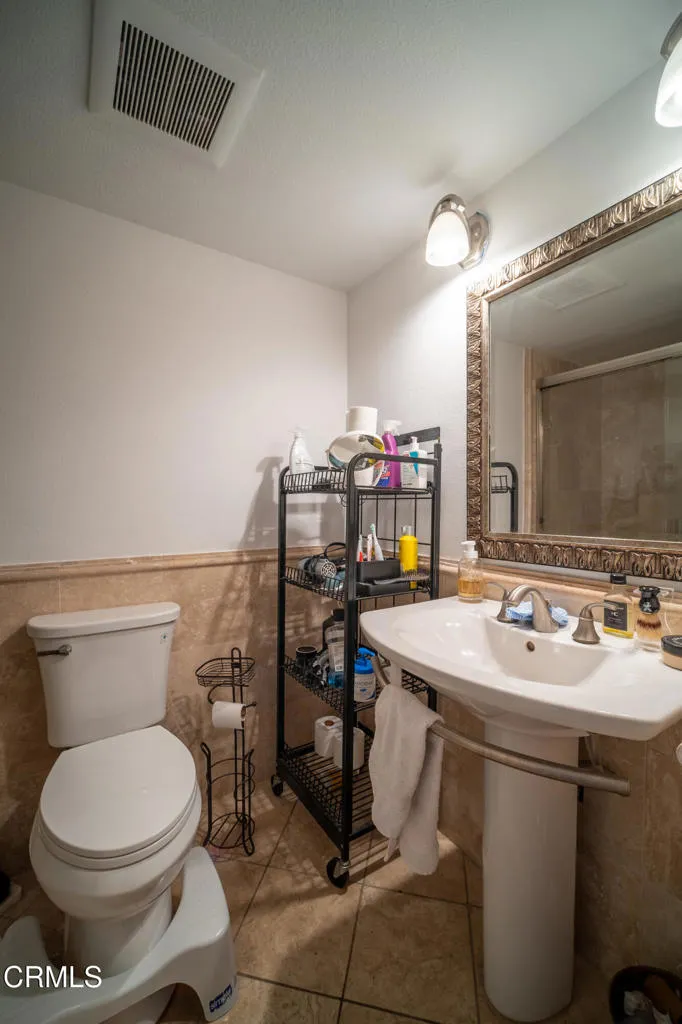 2496 Parkway Drive, Camarillo, California 93010 home-pic-9
