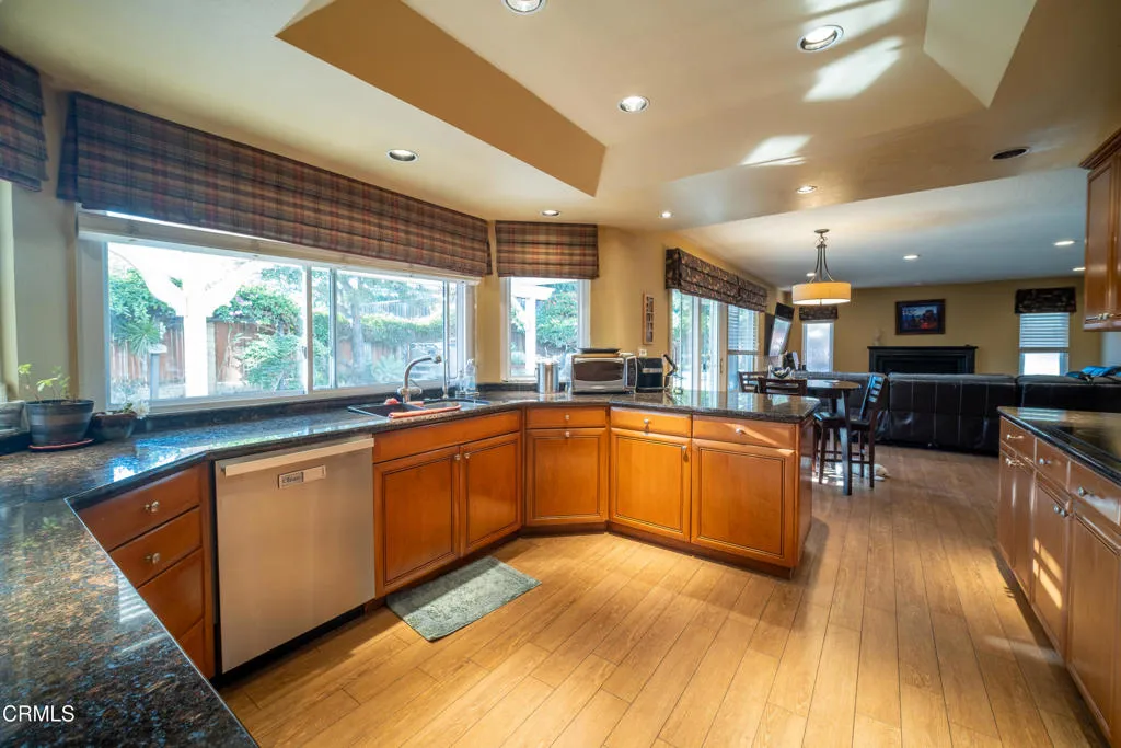 2496 Parkway Drive, Camarillo, California 93010 home-pic-7