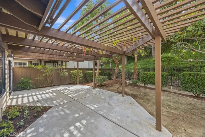 5984 E Avenida La Vida, Anaheim Hills, California 92807