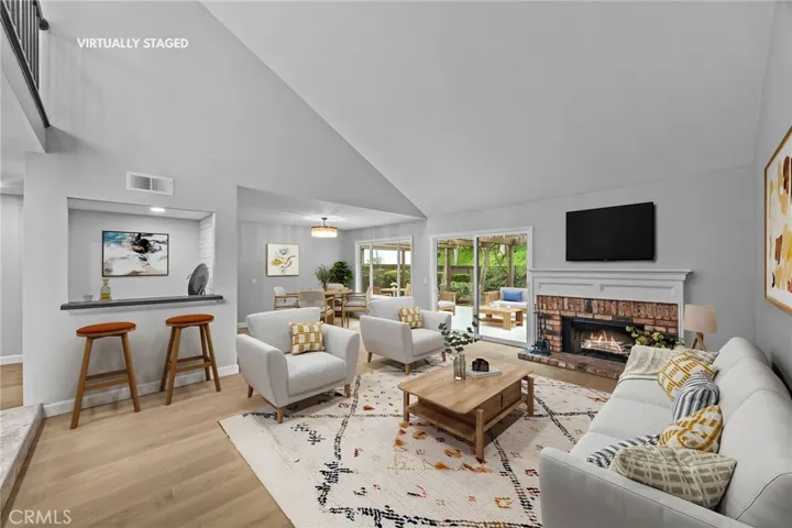 5984 E Avenida La Vida, Anaheim Hills, California 92807