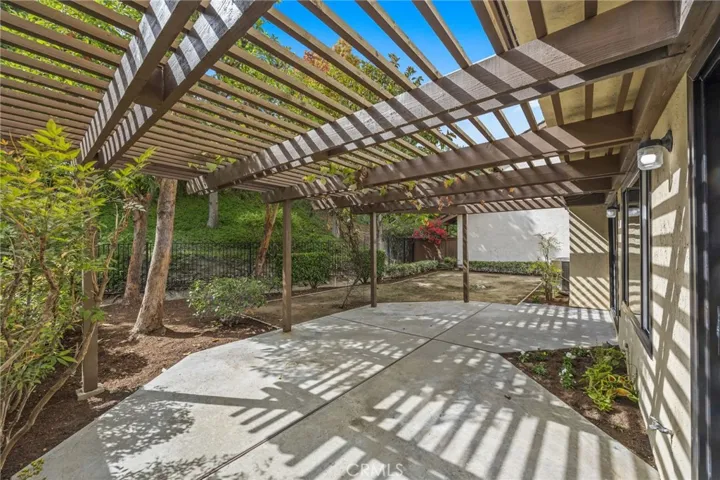 5984 E Avenida La Vida, Anaheim Hills, California 92807