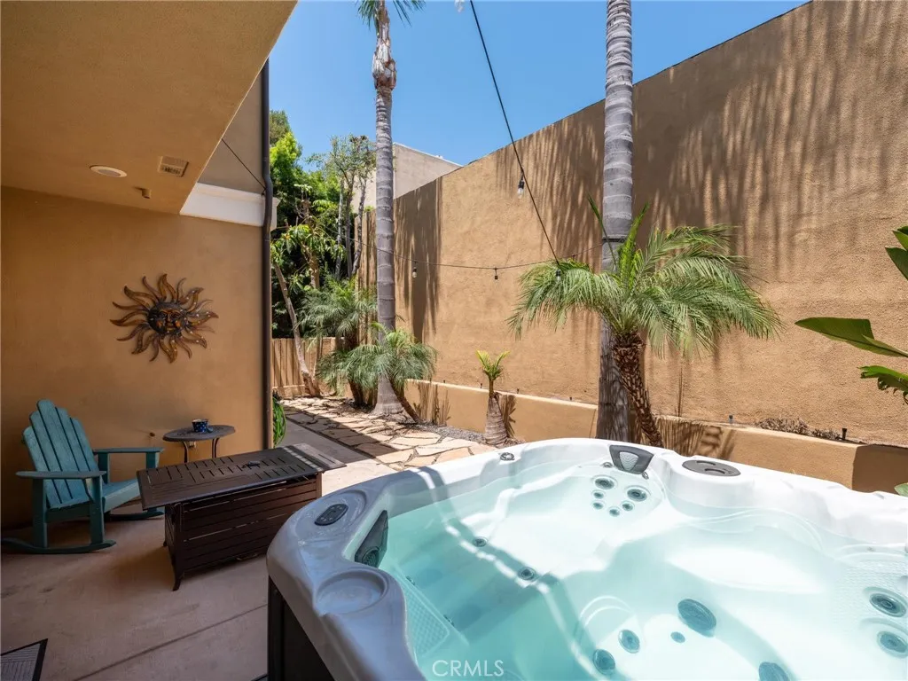 520 N Elena B, Redondo Beach, California 90277 home-pic-18