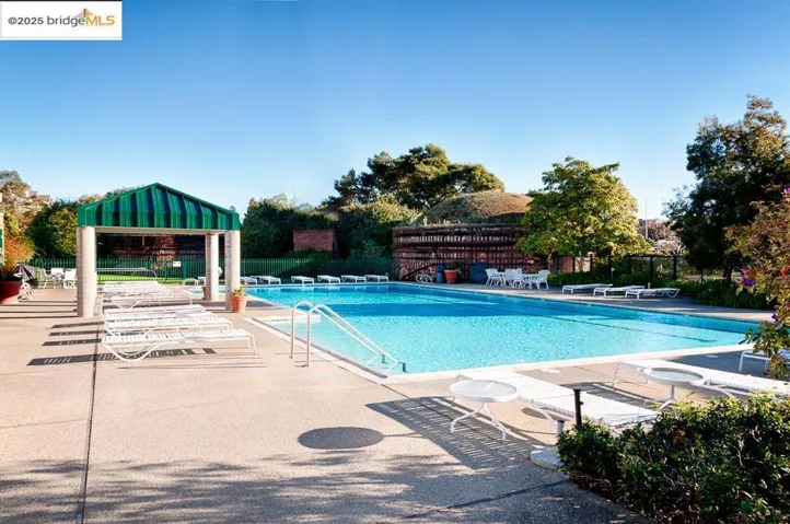1400 Pinnacle Ct 317, Richmond, California 94801