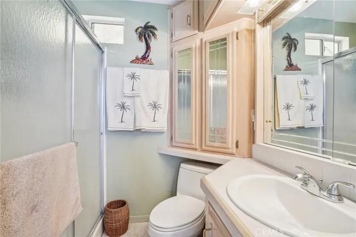 Palm tree decor stays!