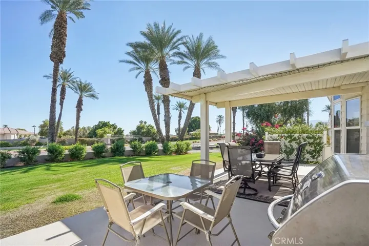 Nearly 600' of deck, with some covered!  Sun? or no sun?  You have both.