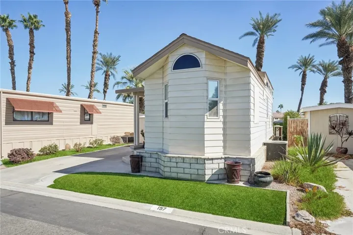 Nicely appointed unit well cared for by current owners.