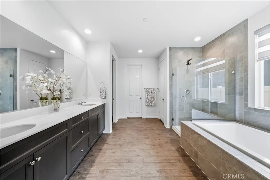 32463 Mckiernan Lane, Menifee, California 92584 home-pic-26
