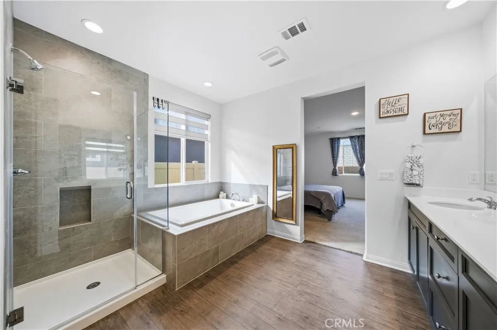 32463 Mckiernan Lane, Menifee, California 92584 home-pic-30