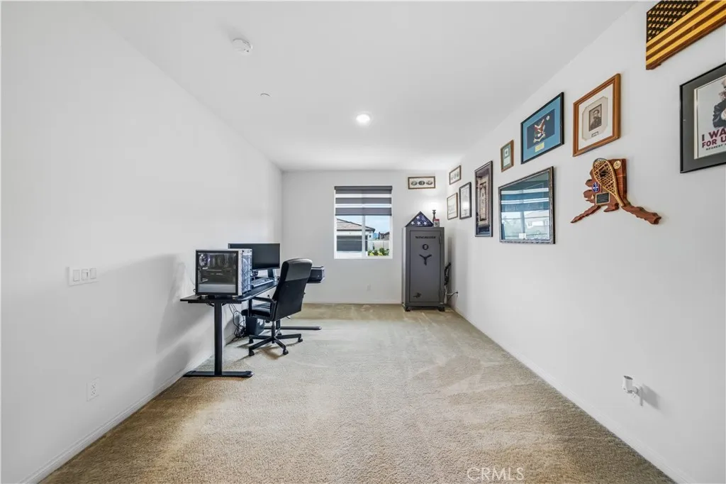 32463 Mckiernan Lane, Menifee, California 92584 home-pic-33