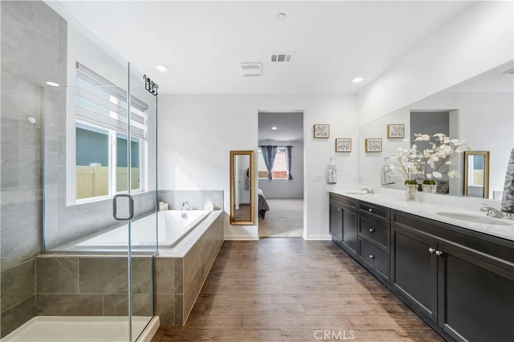 32463 Mckiernan Lane, Menifee, California 92584 home-pic-31