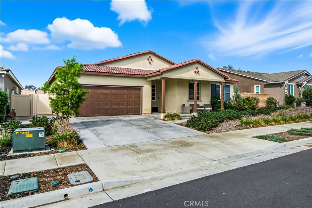 32463 Mckiernan Lane, Menifee, California 92584 home-pic-2