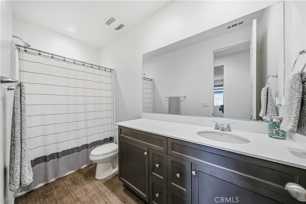 32463 Mckiernan Lane, Menifee, California 92584 home-pic-35