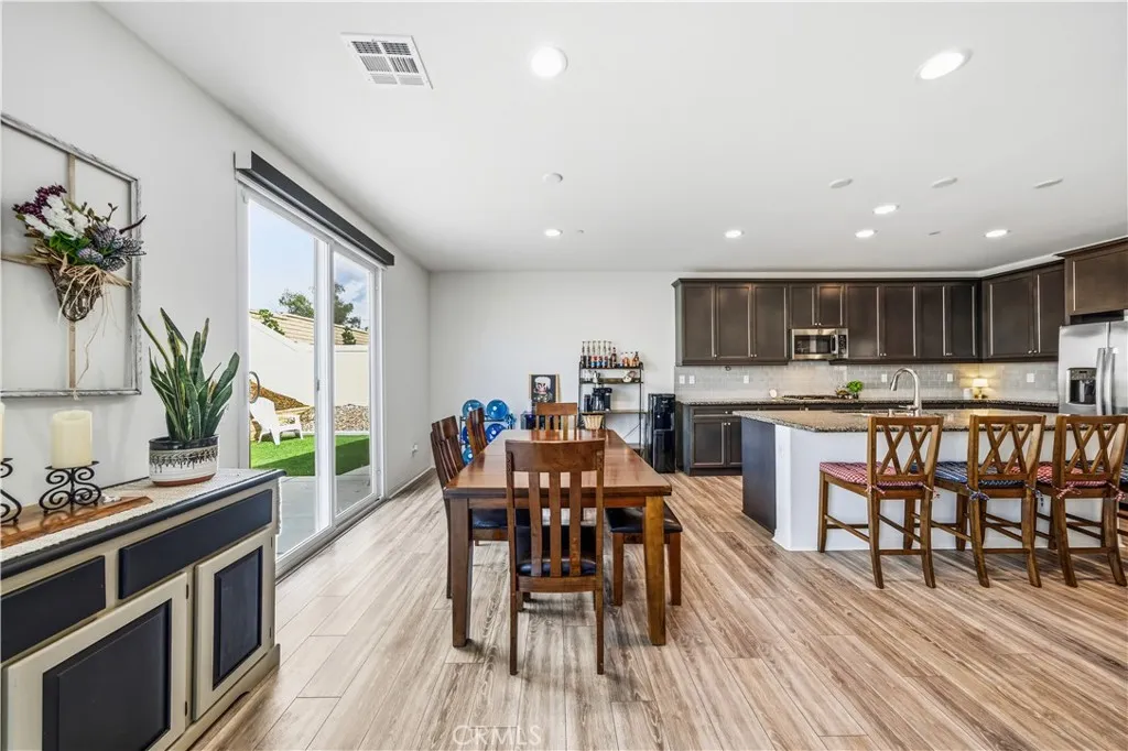 32463 Mckiernan Lane, Menifee, California 92584 home-pic-14