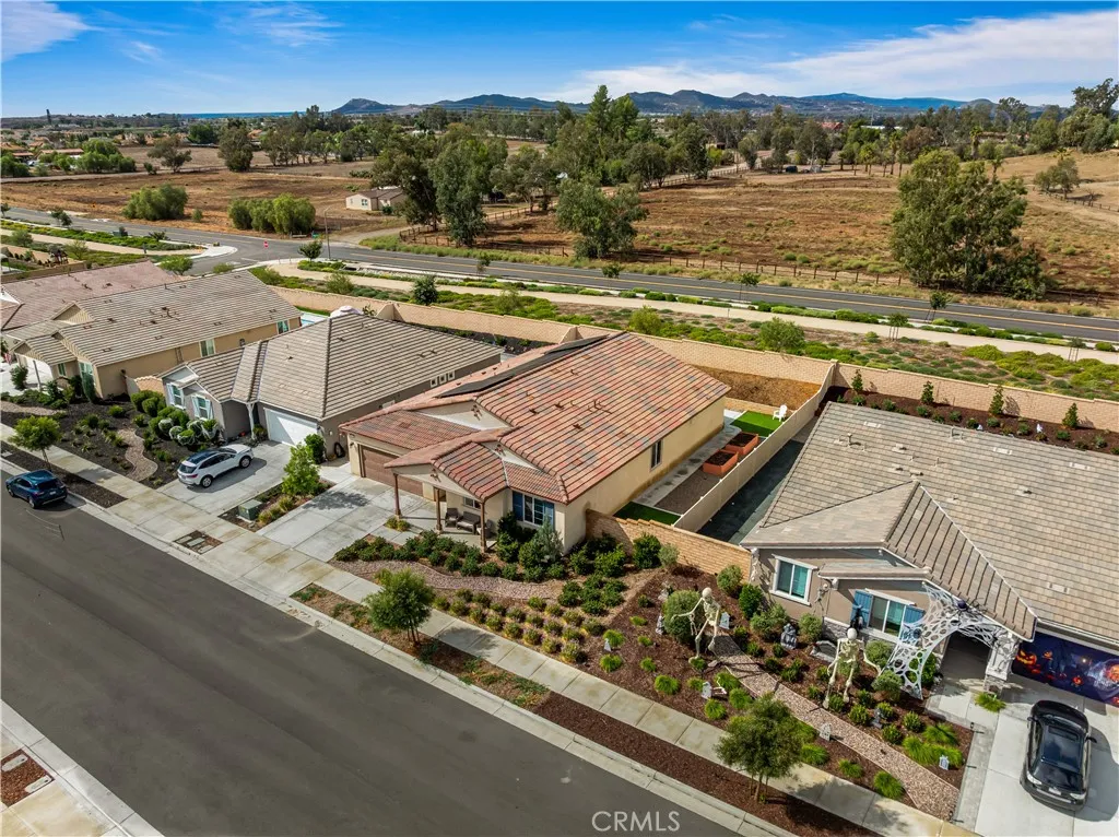 32463 Mckiernan Lane, Menifee, California 92584 home-pic-49
