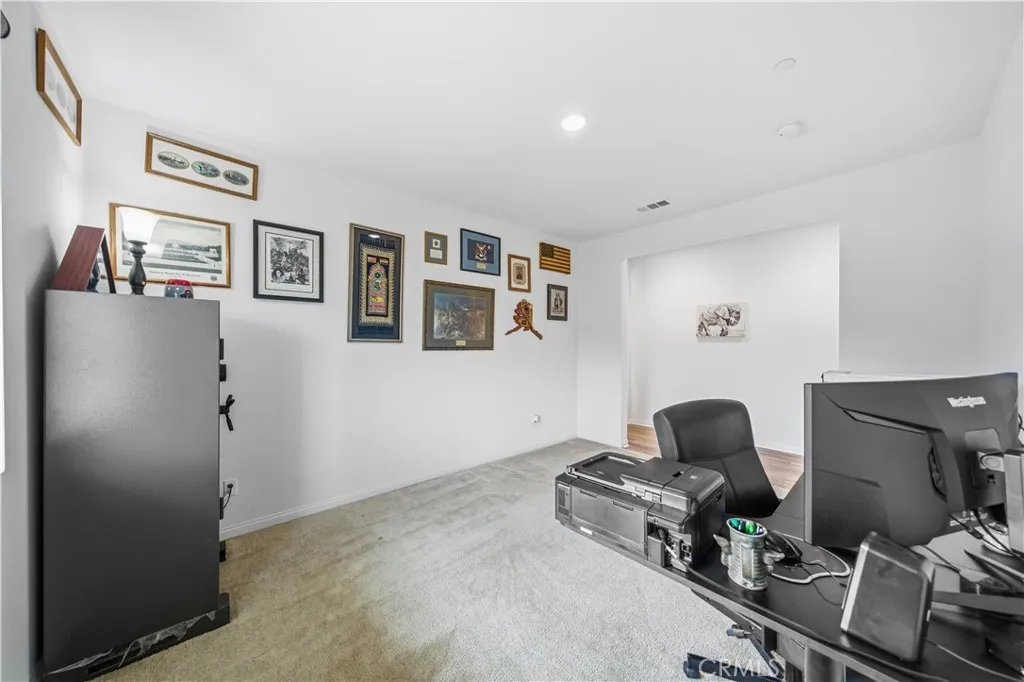 32463 Mckiernan Lane, Menifee, California 92584 home-pic-34