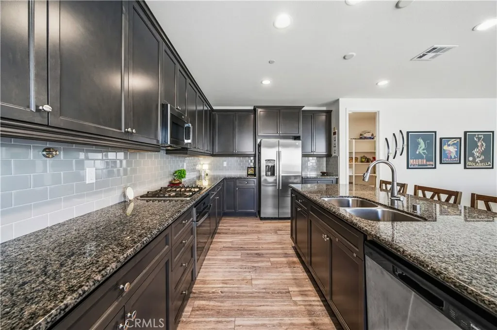 32463 Mckiernan Lane, Menifee, California 92584 home-pic-22