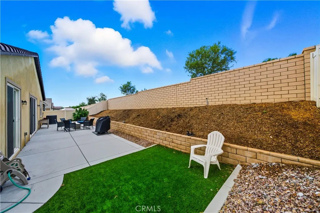 32463 Mckiernan Lane, Menifee, California 92584 home-pic-44
