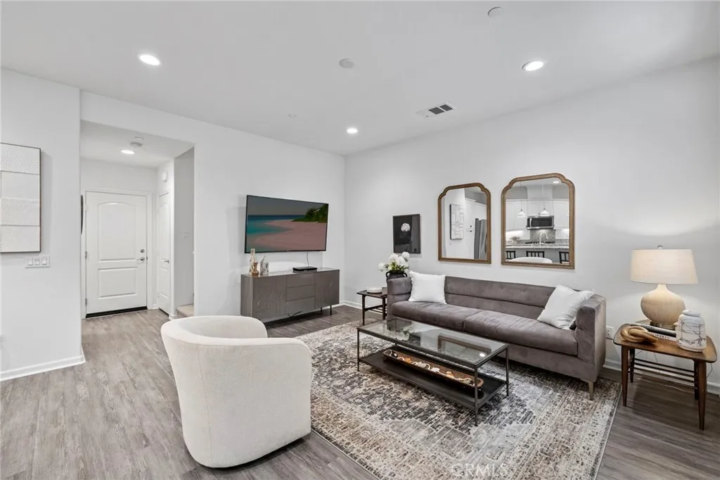100 Jaripol Circle, Rancho Mission Viejo, California 92694 home-pic-8