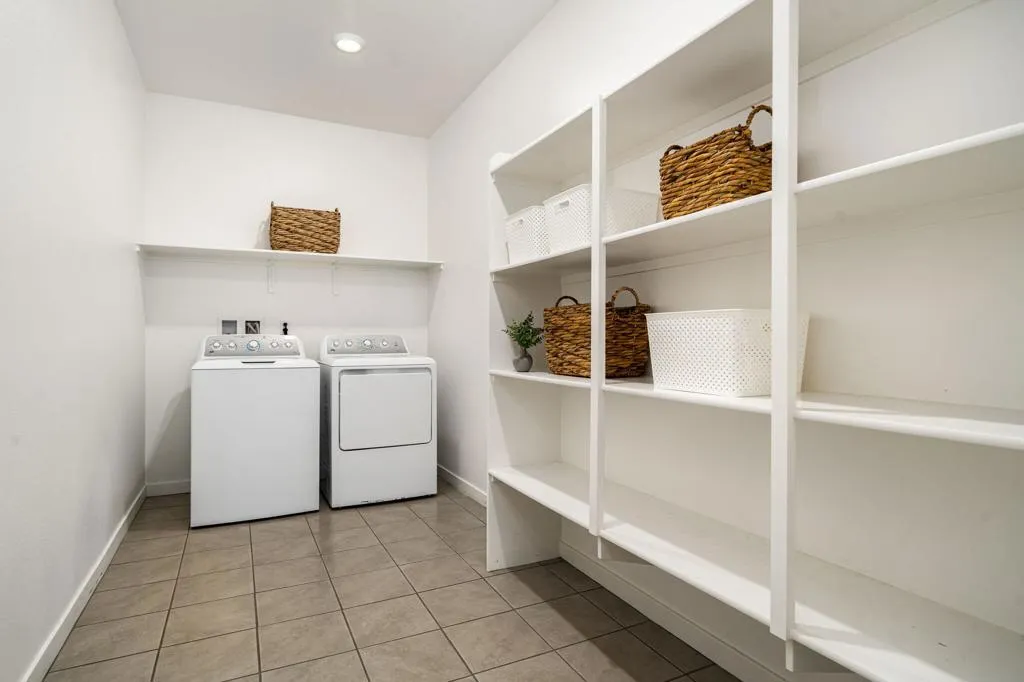11689 S Crescent Street, Desert Hot Springs, California 92240 home-pic-21