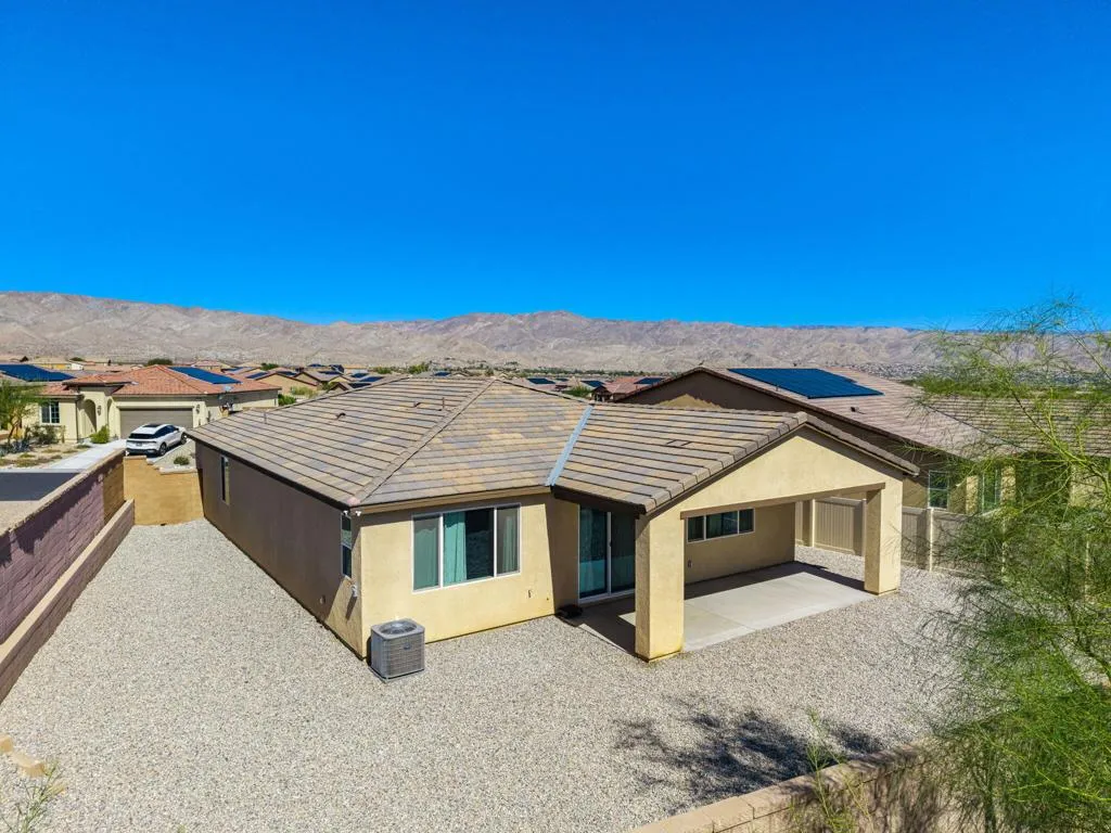 11689 S Crescent Street, Desert Hot Springs, California 92240 home-pic-27