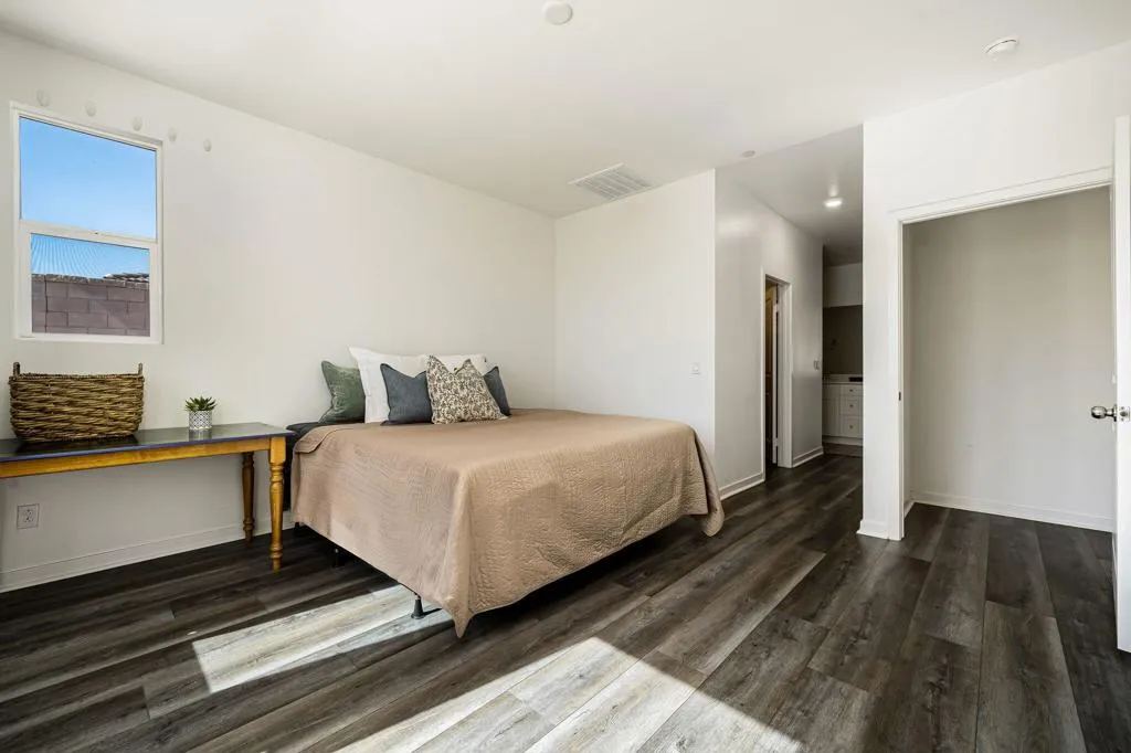 11689 S Crescent Street, Desert Hot Springs, California 92240 home-pic-15