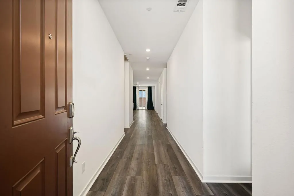 11689 S Crescent Street, Desert Hot Springs, California 92240 home-pic-3
