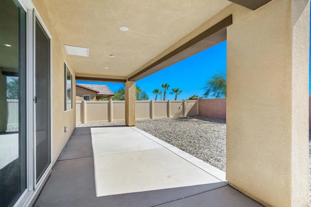 11689 S Crescent Street, Desert Hot Springs, California 92240 home-pic-28