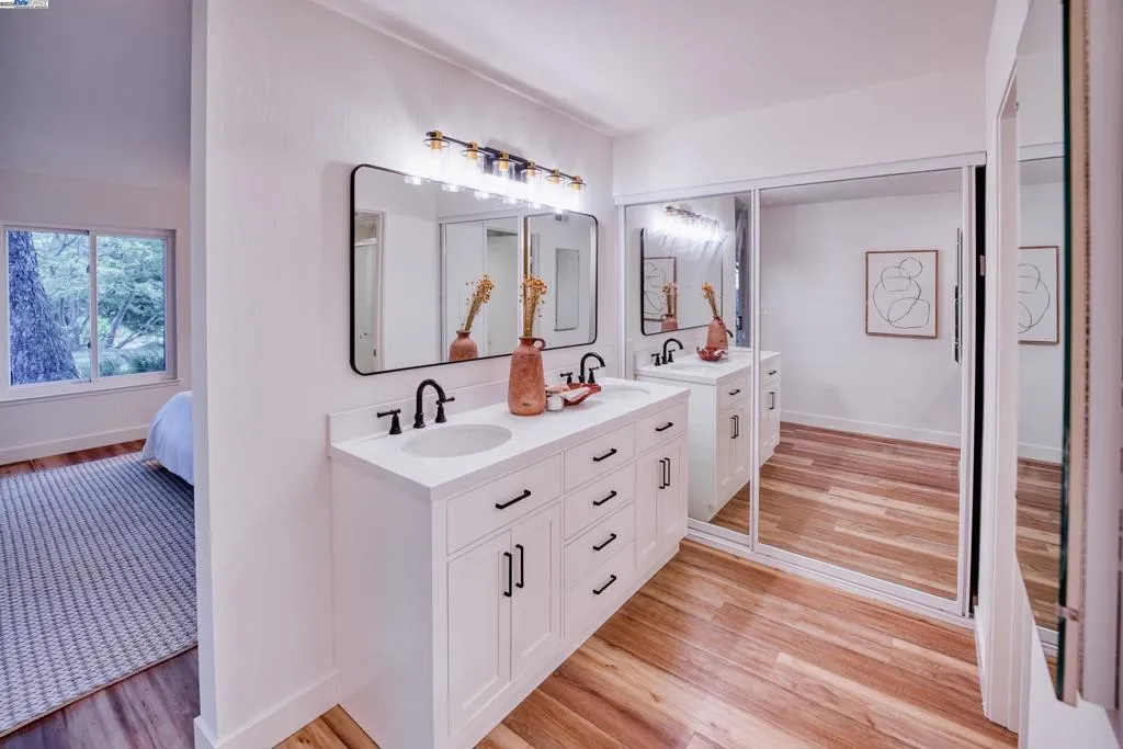 900 Terra California Drive Unit 2, Walnut Creek, California 94595 home-pic-12
