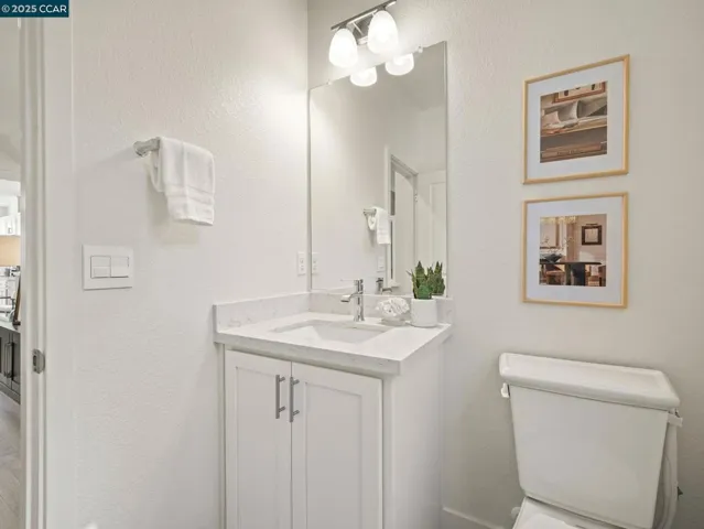 850 Heaven Ct, Hayward, California 94544