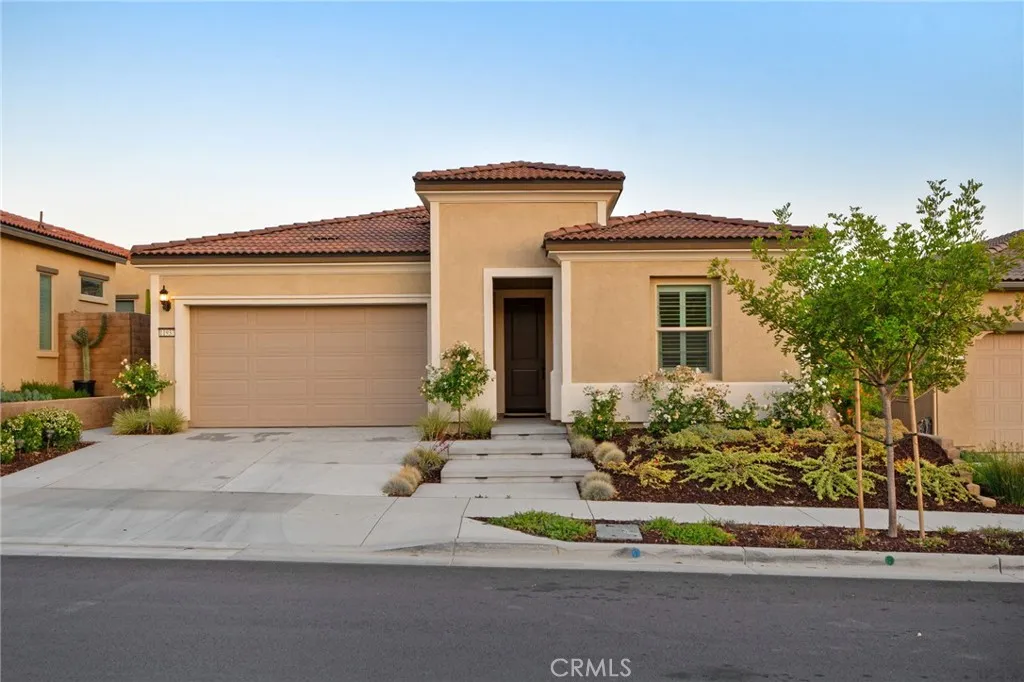 11937 Wandering Way, Corona, California 92883 home-pic-16