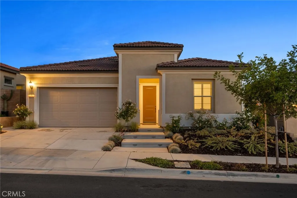 11937 Wandering Way, Corona, California 92883 home-pic-1