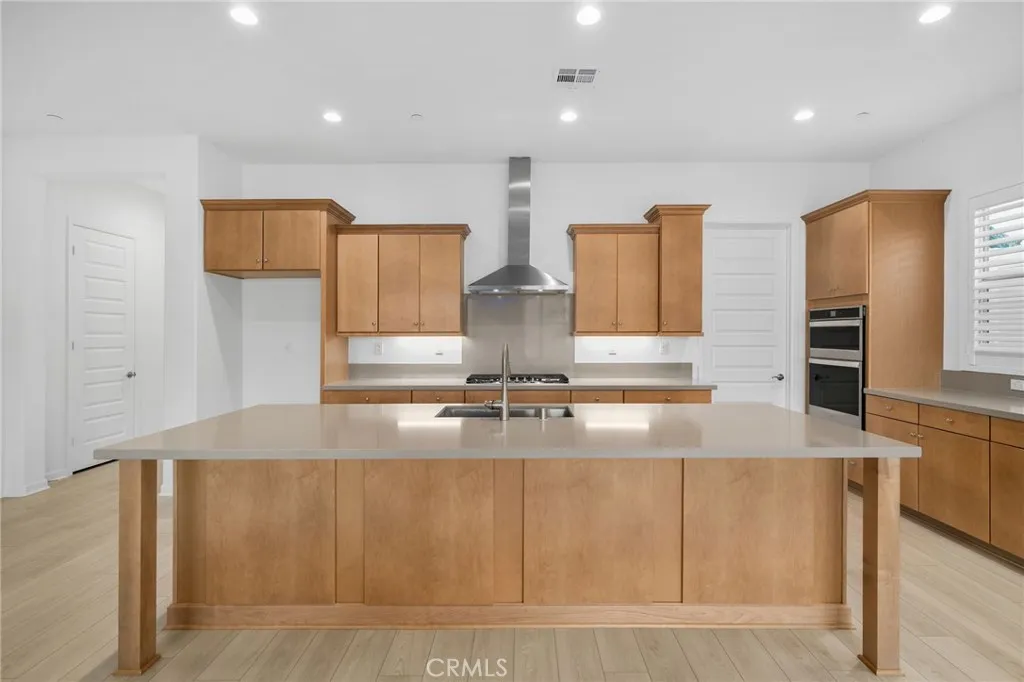 11937 Wandering Way, Corona, California 92883 home-pic-28