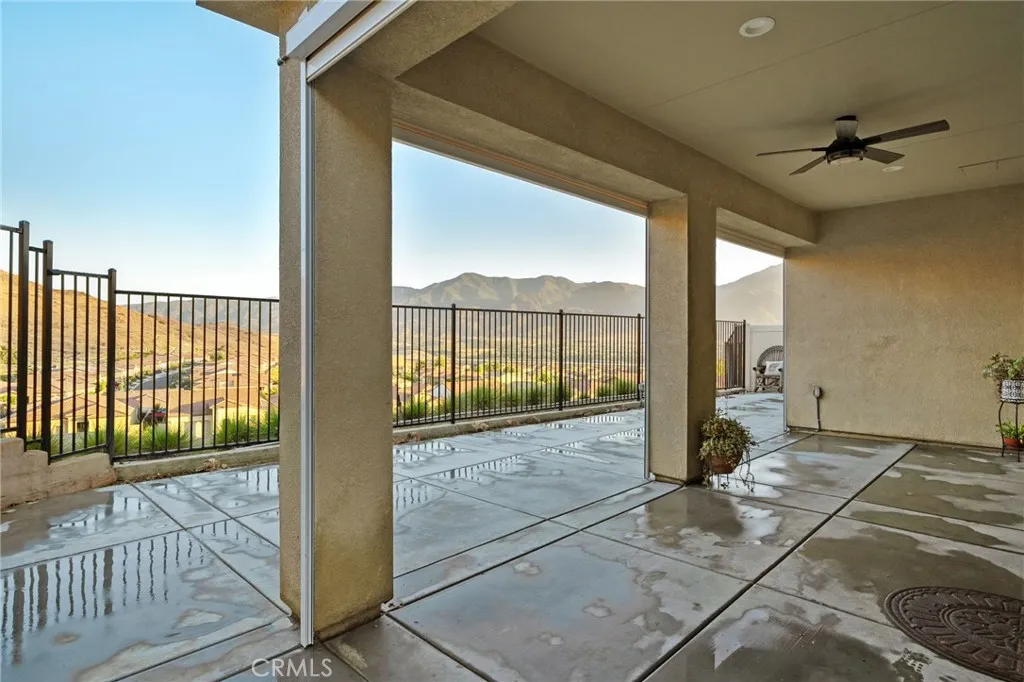 11937 Wandering Way, Corona, California 92883 home-pic-45