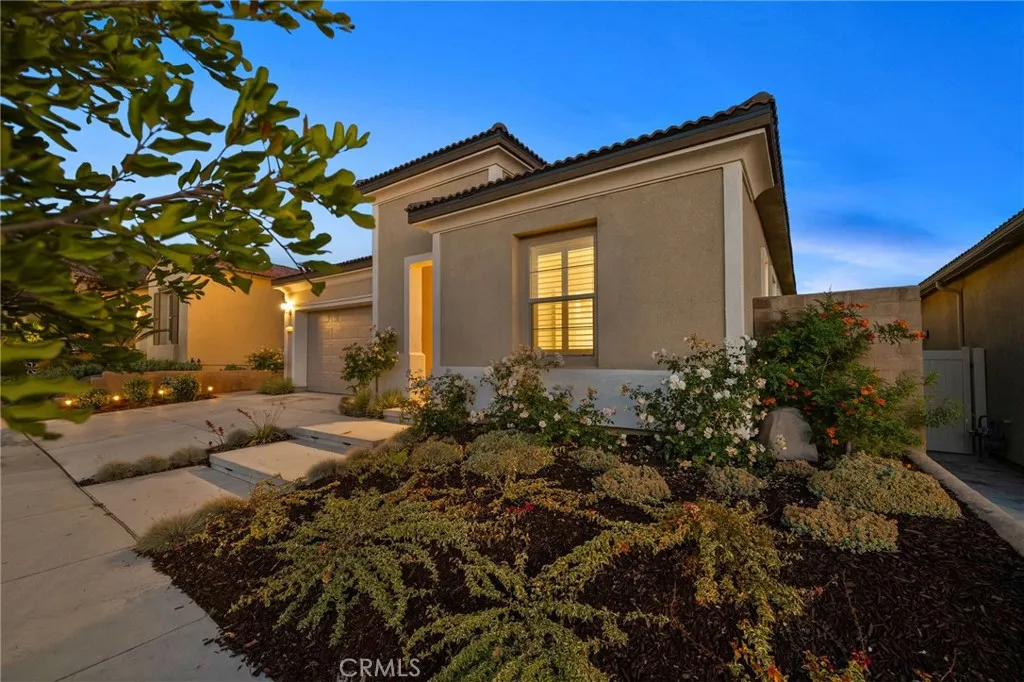 11937 Wandering Way, Corona, California 92883 home-pic-4