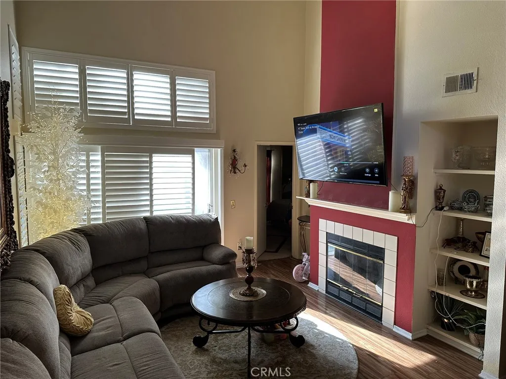 25845 Mcbean Pkwy 19, Valencia, California 91355 home-pic-4