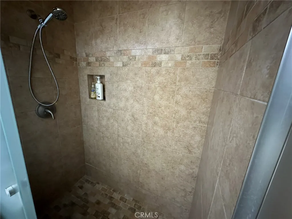 25845 Mcbean Pkwy 19, Valencia, California 91355 home-pic-11