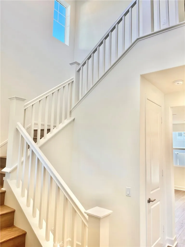 10732 Sausalito Road, Ventura, California 93004 home-pic-1