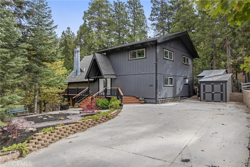 260 El Dorado Drive, Lake Arrowhead, California 92352 home-pic-10