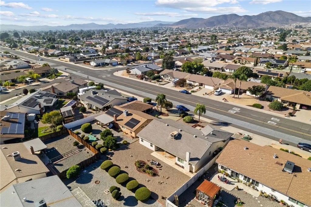 28298 Sun City Boulevard, Menifee, California 92586 home-pic-32