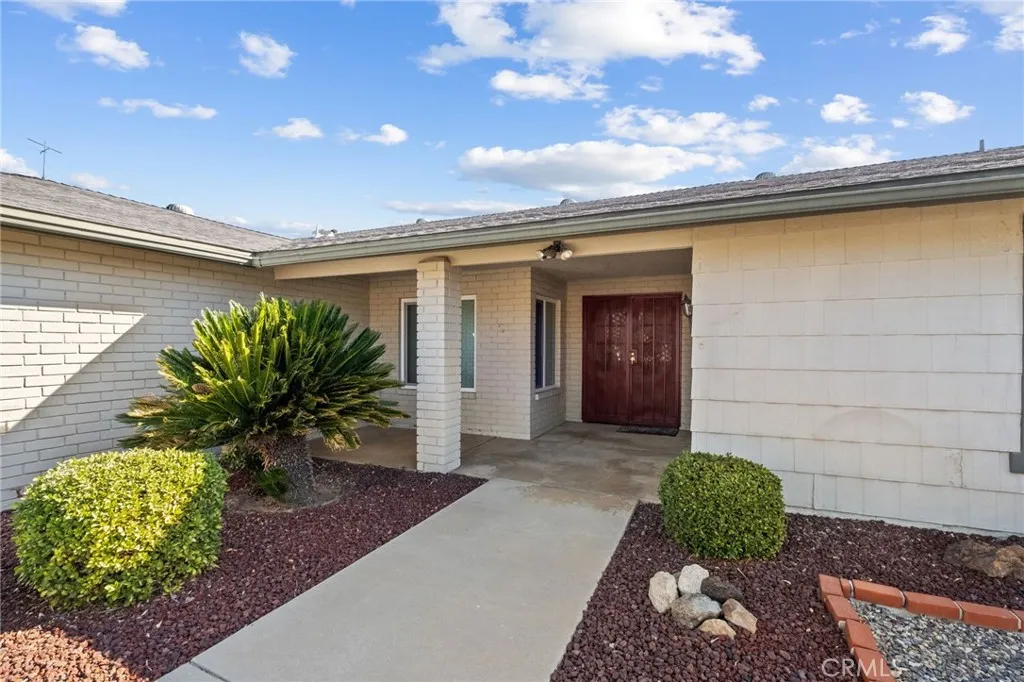 28298 Sun City Boulevard, Menifee, California 92586 home-pic-2
