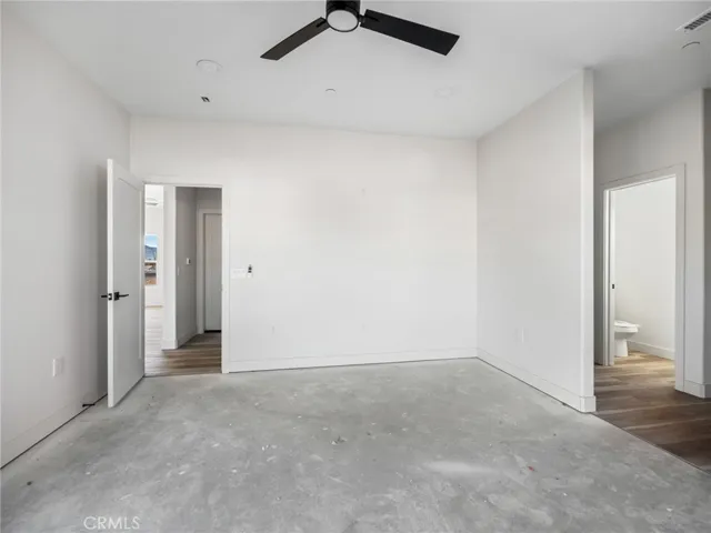 15590 Dale Evans Parkway, Apple Valley, California 92307