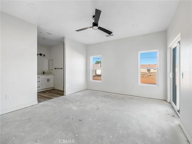 15590 Dale Evans Parkway, Apple Valley, California 92307