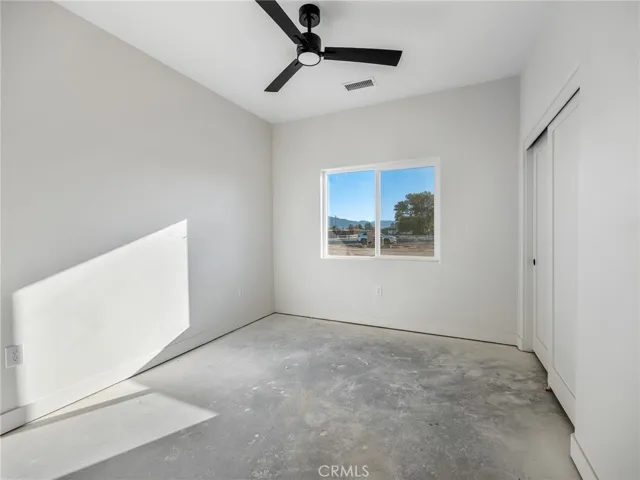 15590 Dale Evans Parkway, Apple Valley, California 92307