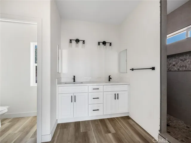 15590 Dale Evans Parkway, Apple Valley, California 92307