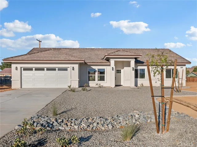 15590 Dale Evans Parkway, Apple Valley, California 92307