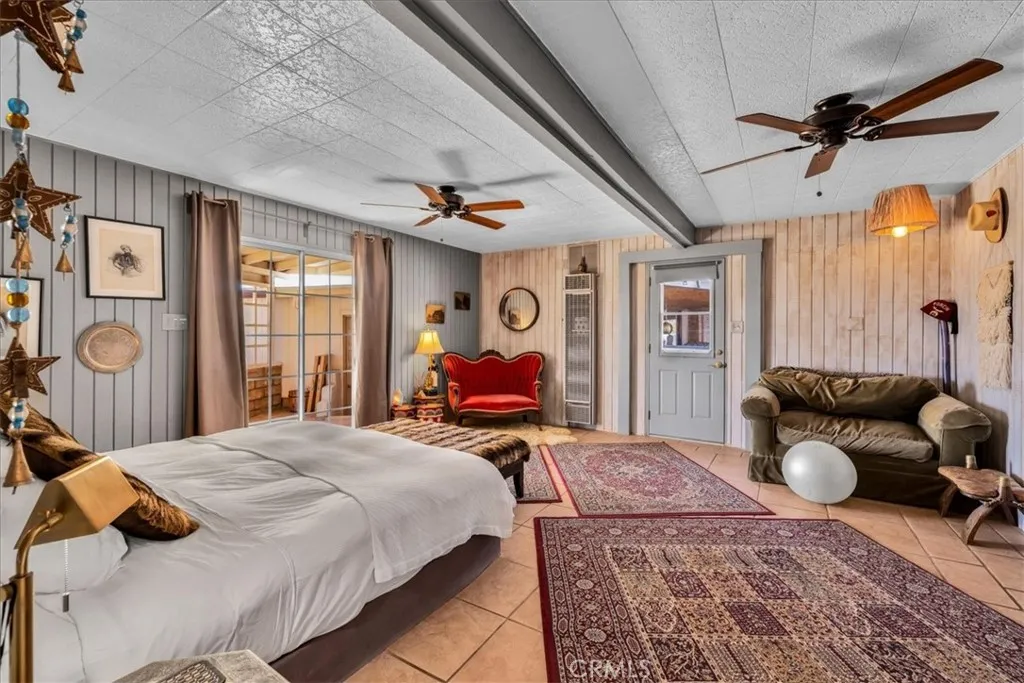 3707 Indio Ave, Yucca Valley, California 92252 home-pic-23