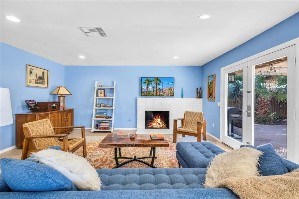 69295 Nilda Drive, Cathedral City, California 92234 home-pic-4