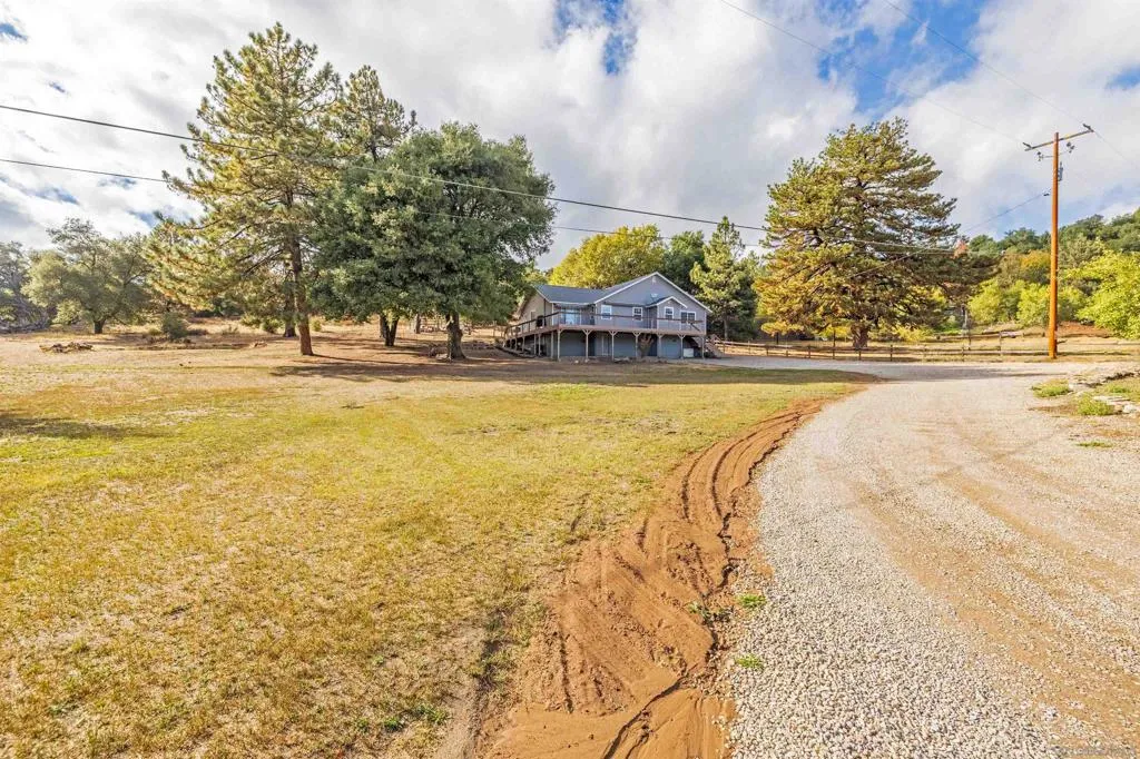 4074 La Tenaja Trail, Julian, California 92036 home-pic-4