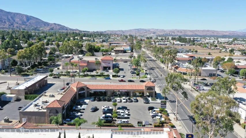 1252 w 6th st corona, ca 92882